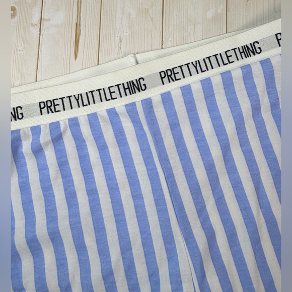 Pretty Little Thing Striped Pajama Shorts in Blue and White Size 10 - Picture 6 of 11